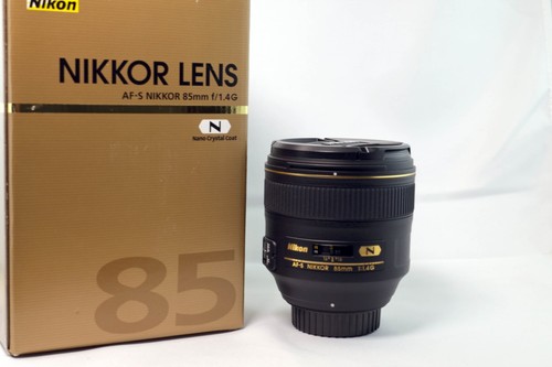 Nikon nikkor 85 mm 1 - ,