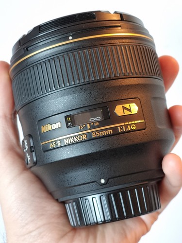 Nikon nikkor 85mm - nikkor, f/1.4g